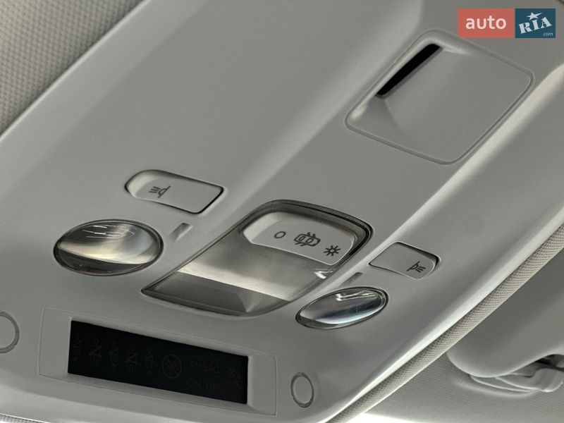 Универсал Peugeot 308 2016 в Ровно