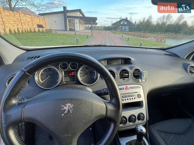 Универсал Peugeot 308 2009 в Нововолынске