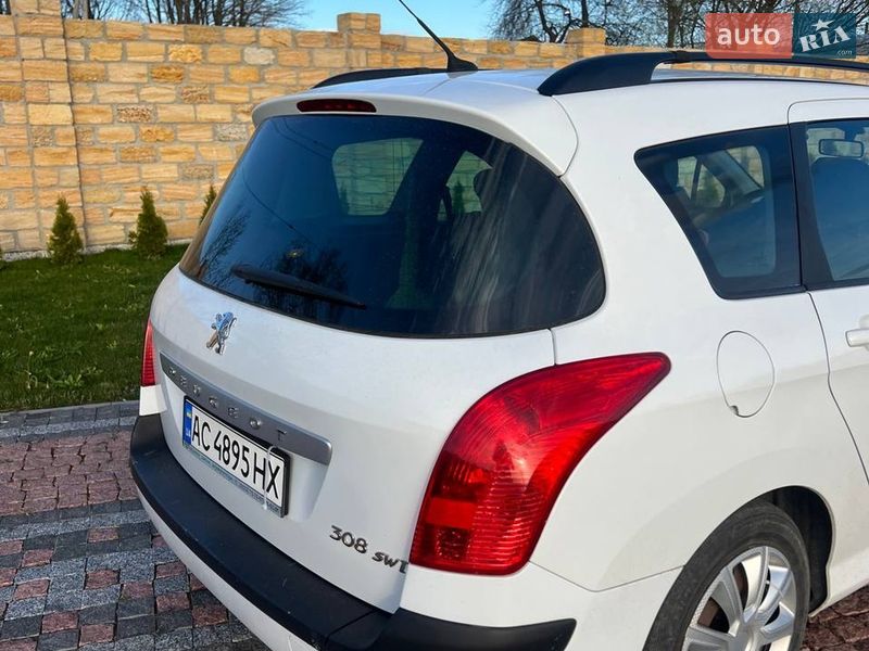 Универсал Peugeot 308 2009 в Нововолынске