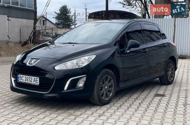 Хэтчбек Peugeot 308 2011 в Львове