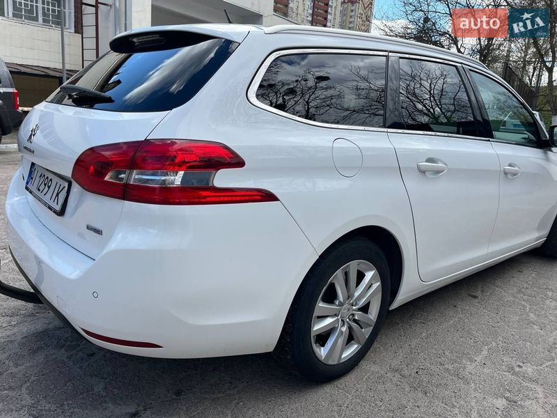 Універсал Peugeot 308 2014 в Києві