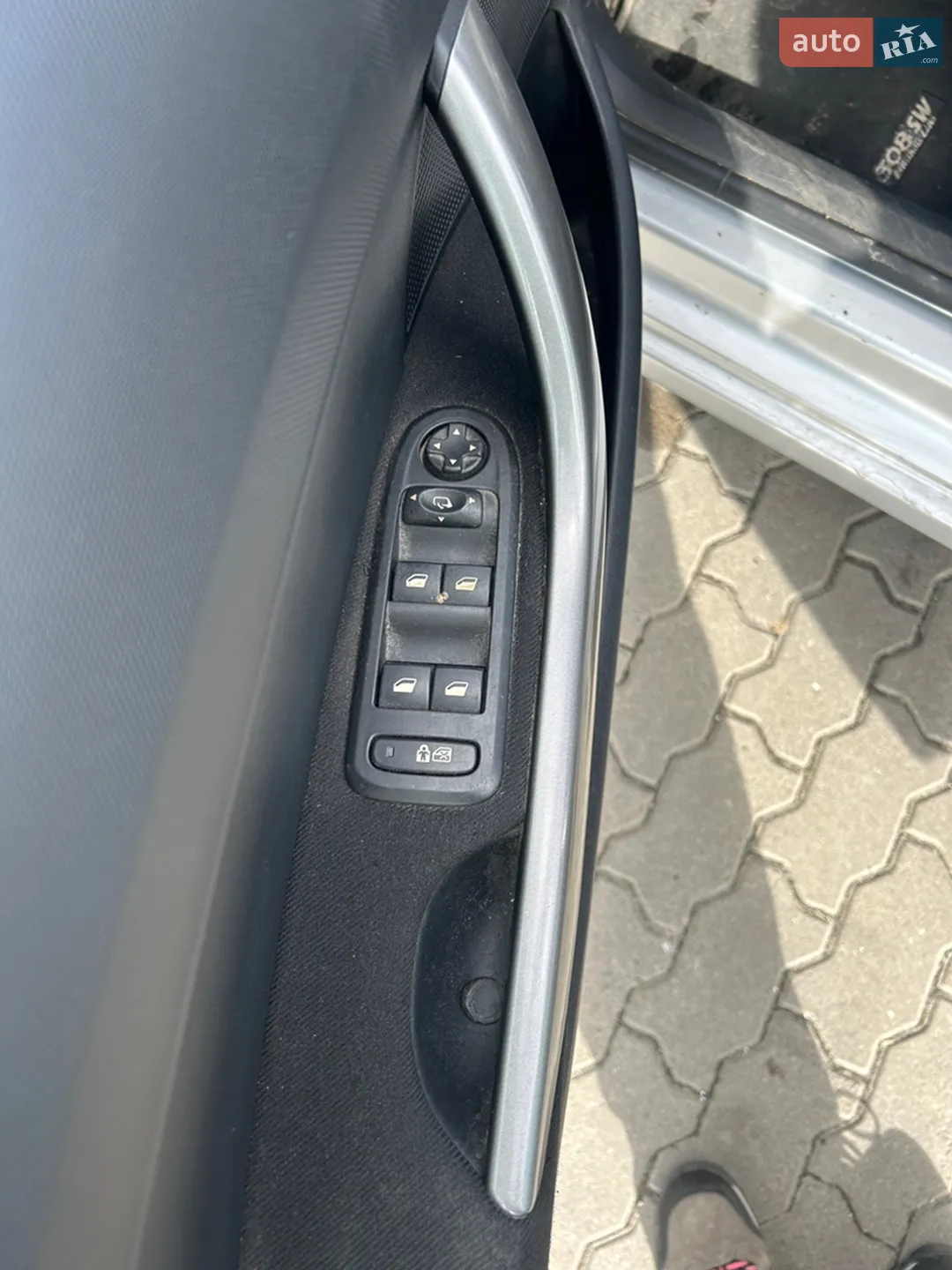 2012 Peugeot 308 - мініатюра 13