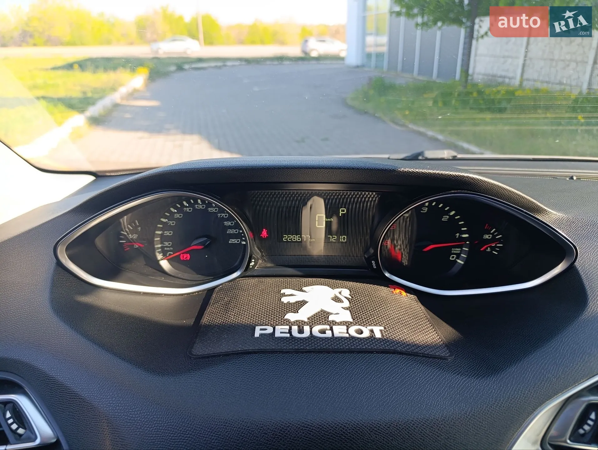 2014 Peugeot 308 - мініатюра 9