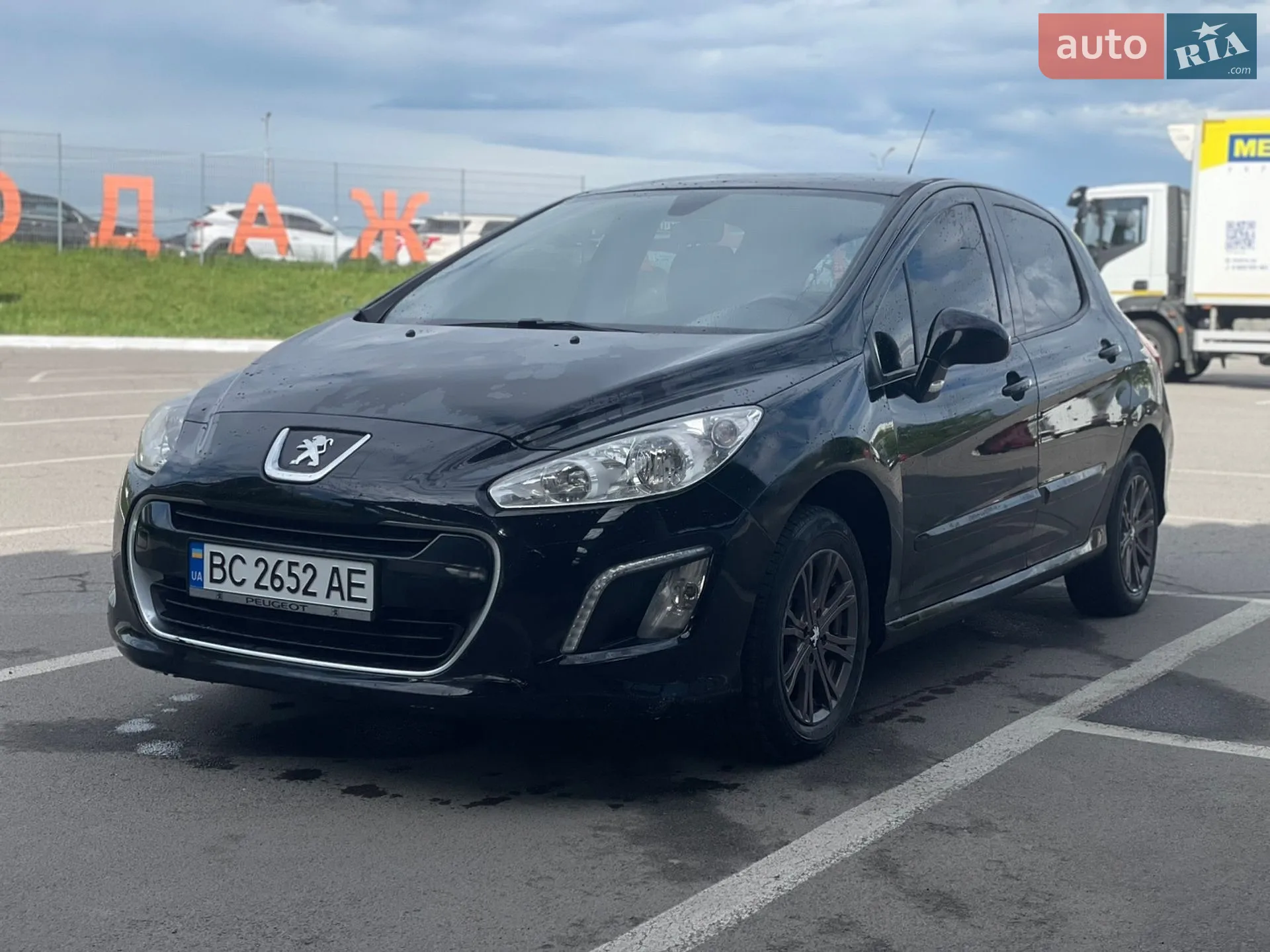 2011 Peugeot 308 - фото 1