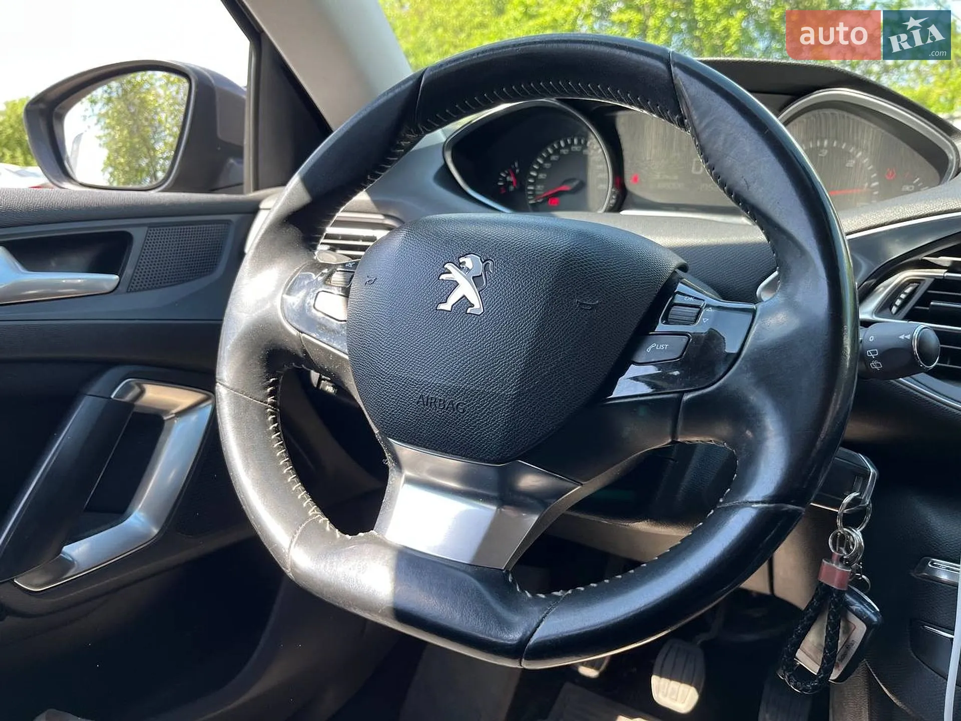 2014 Peugeot 308 - мініатюра 18