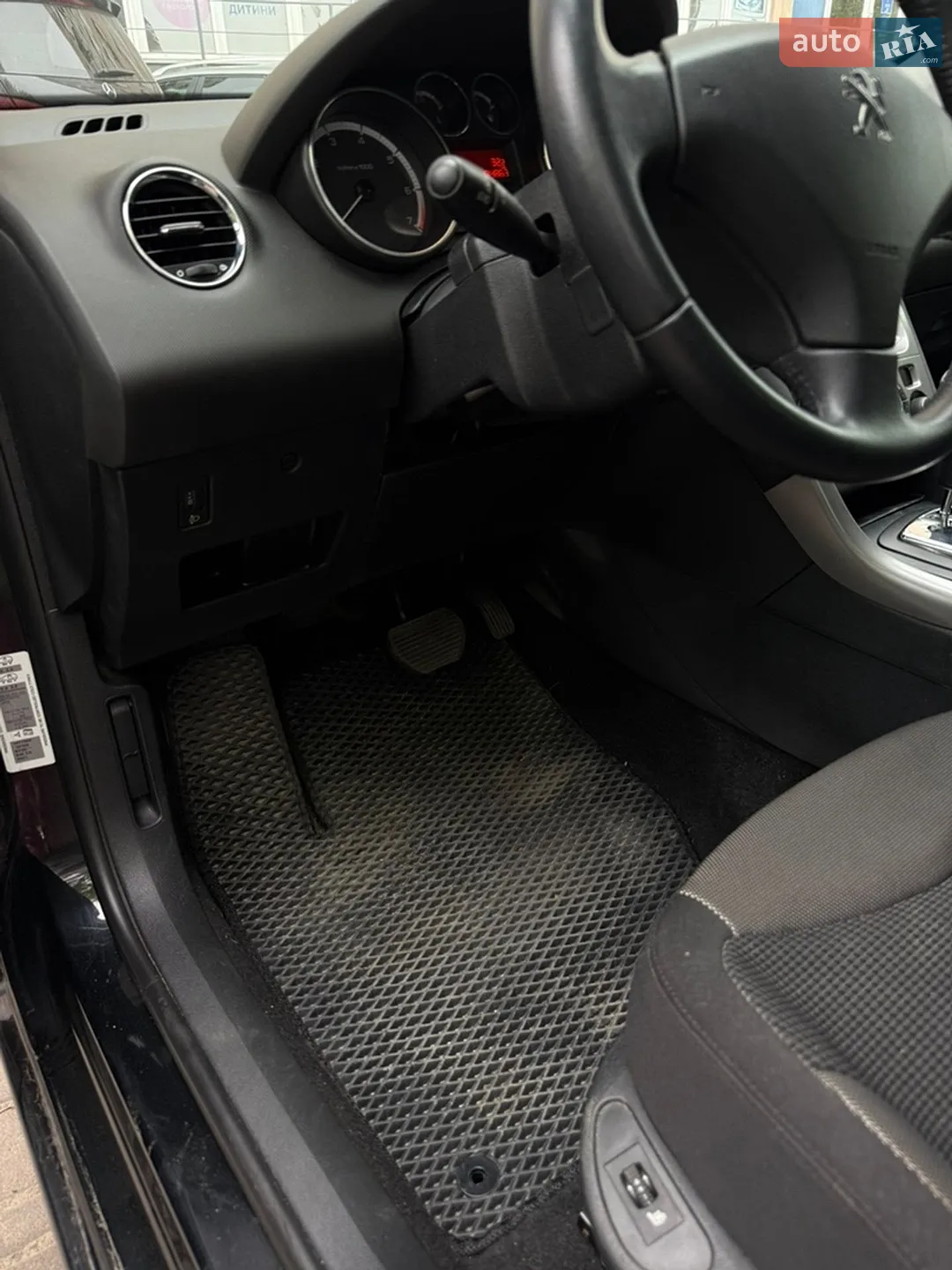 2011 Peugeot 308 - мініатюра 9