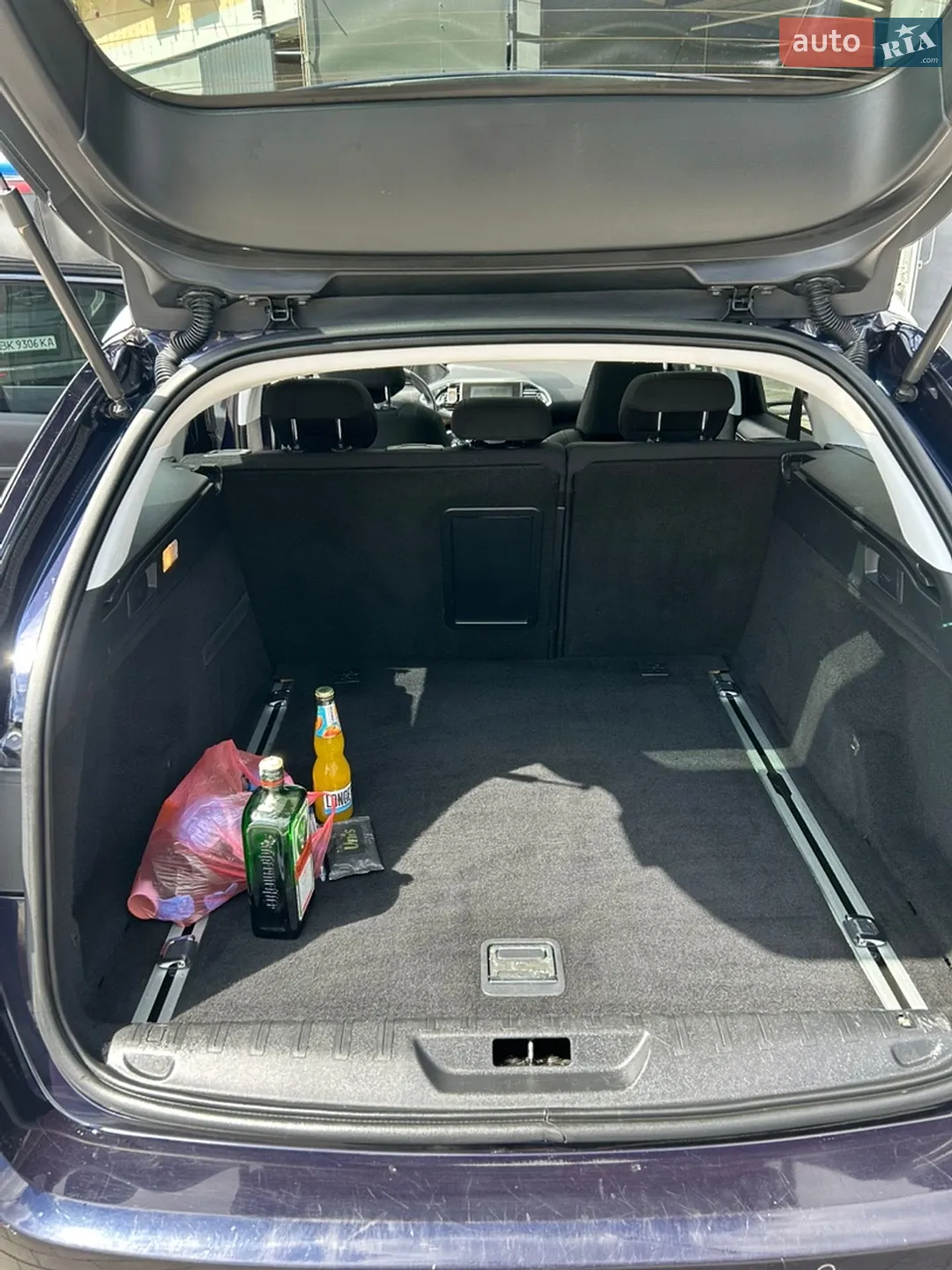 2015 Peugeot 308 - мініатюра 9