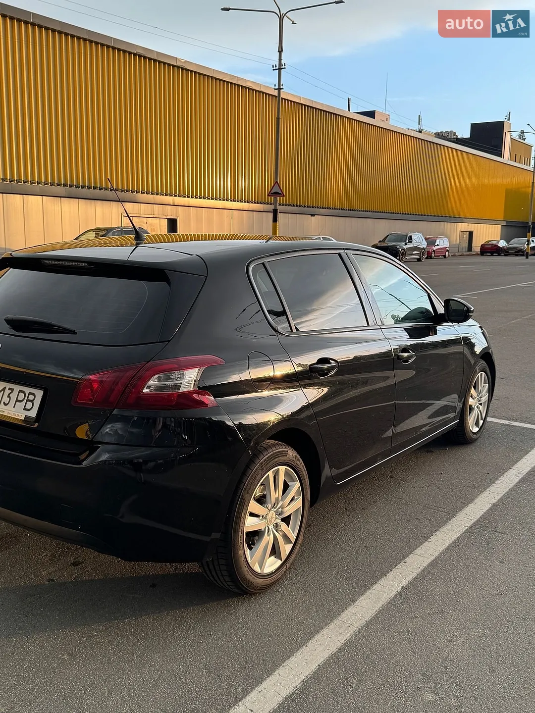2015 Peugeot 308 - мініатюра 8