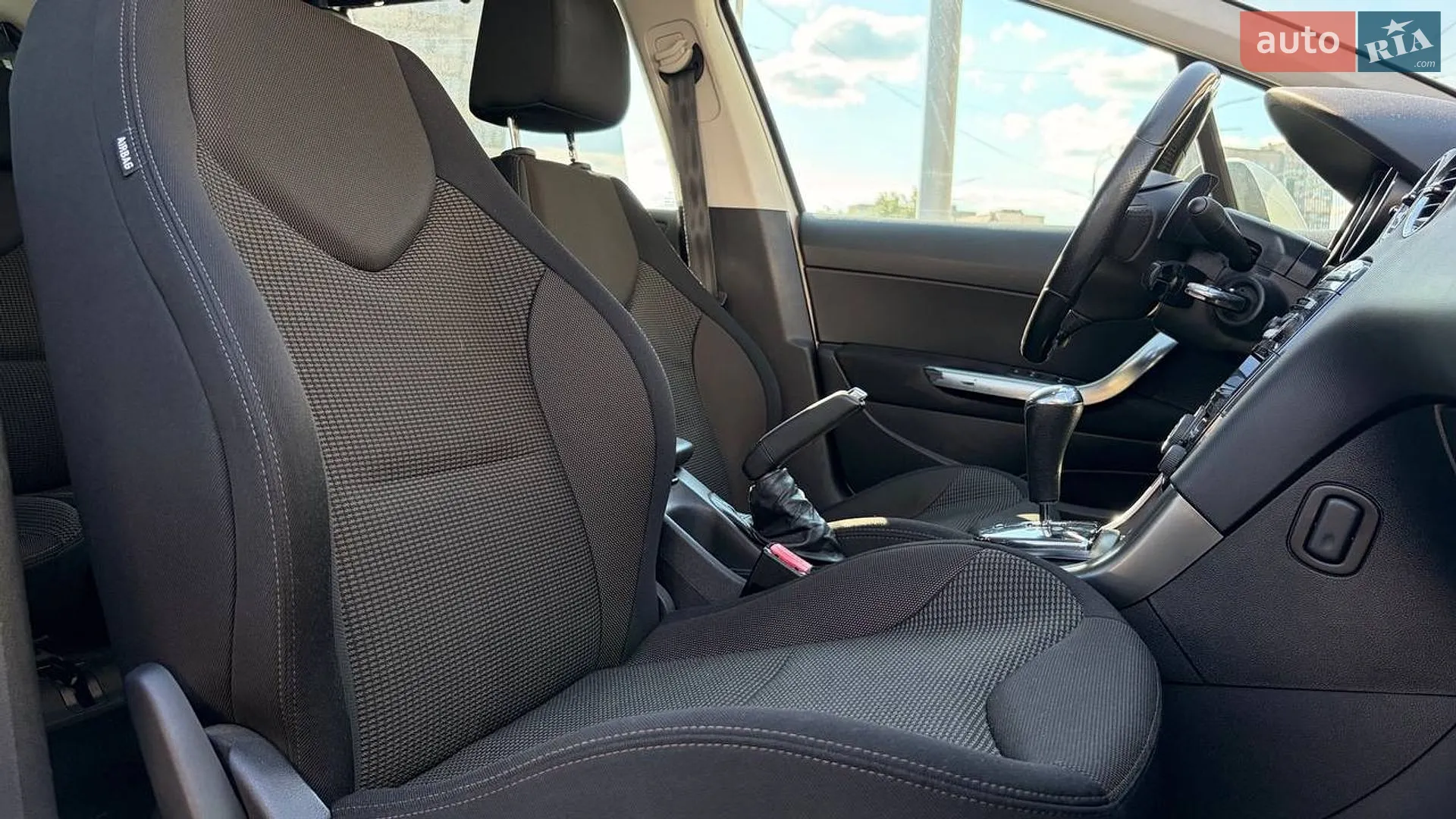 2013 Peugeot 308 - мініатюра 12