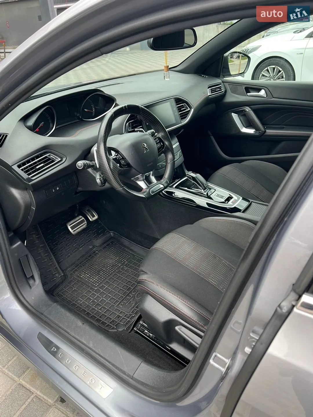2018 Peugeot 308 - мініатюра 13