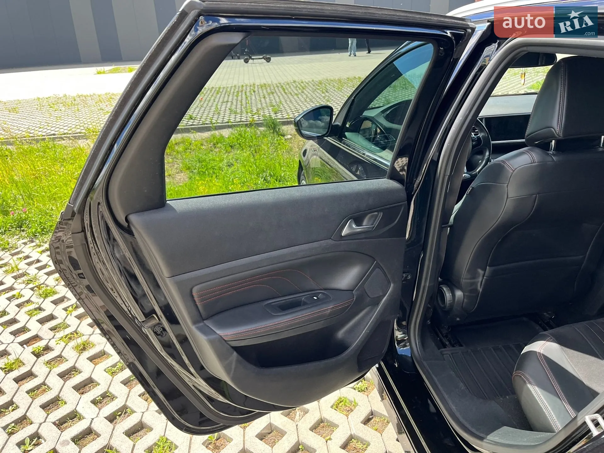 2015 Peugeot 308 - мініатюра 22