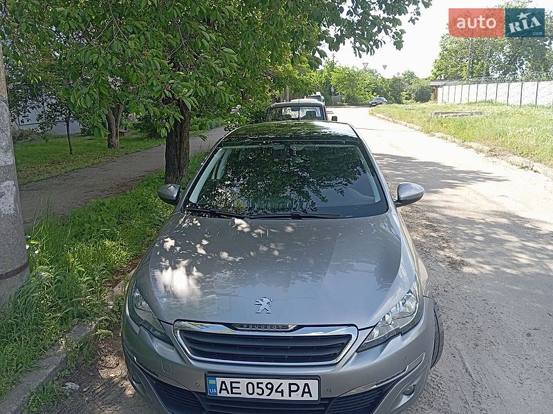 Peugeot 308 2015