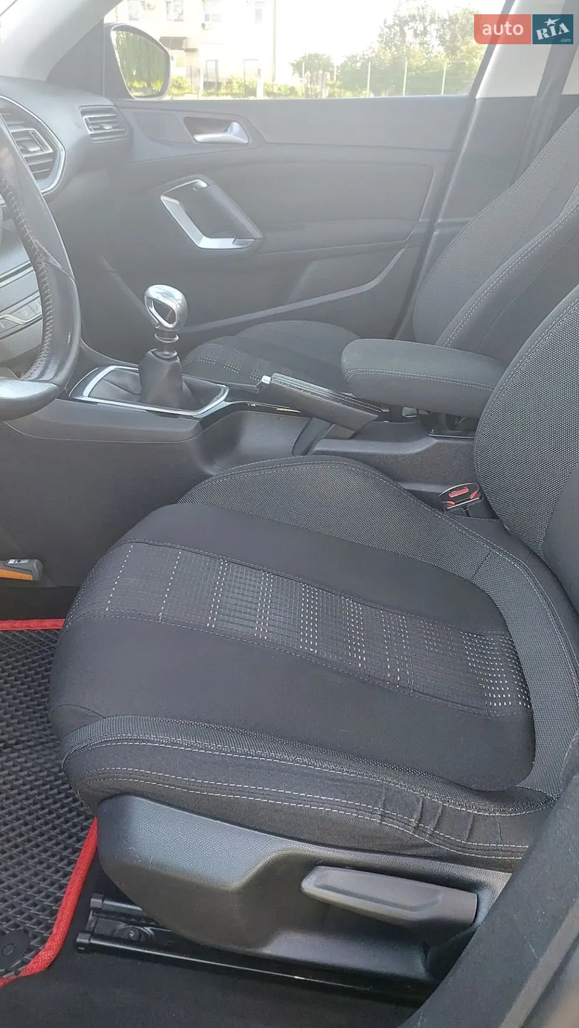 2015 Peugeot 308 - мініатюра 26