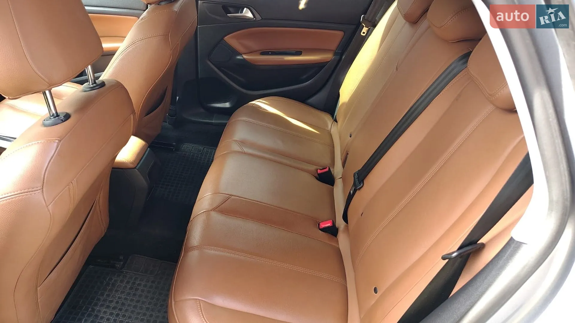2015 Peugeot 308 - мініатюра 14