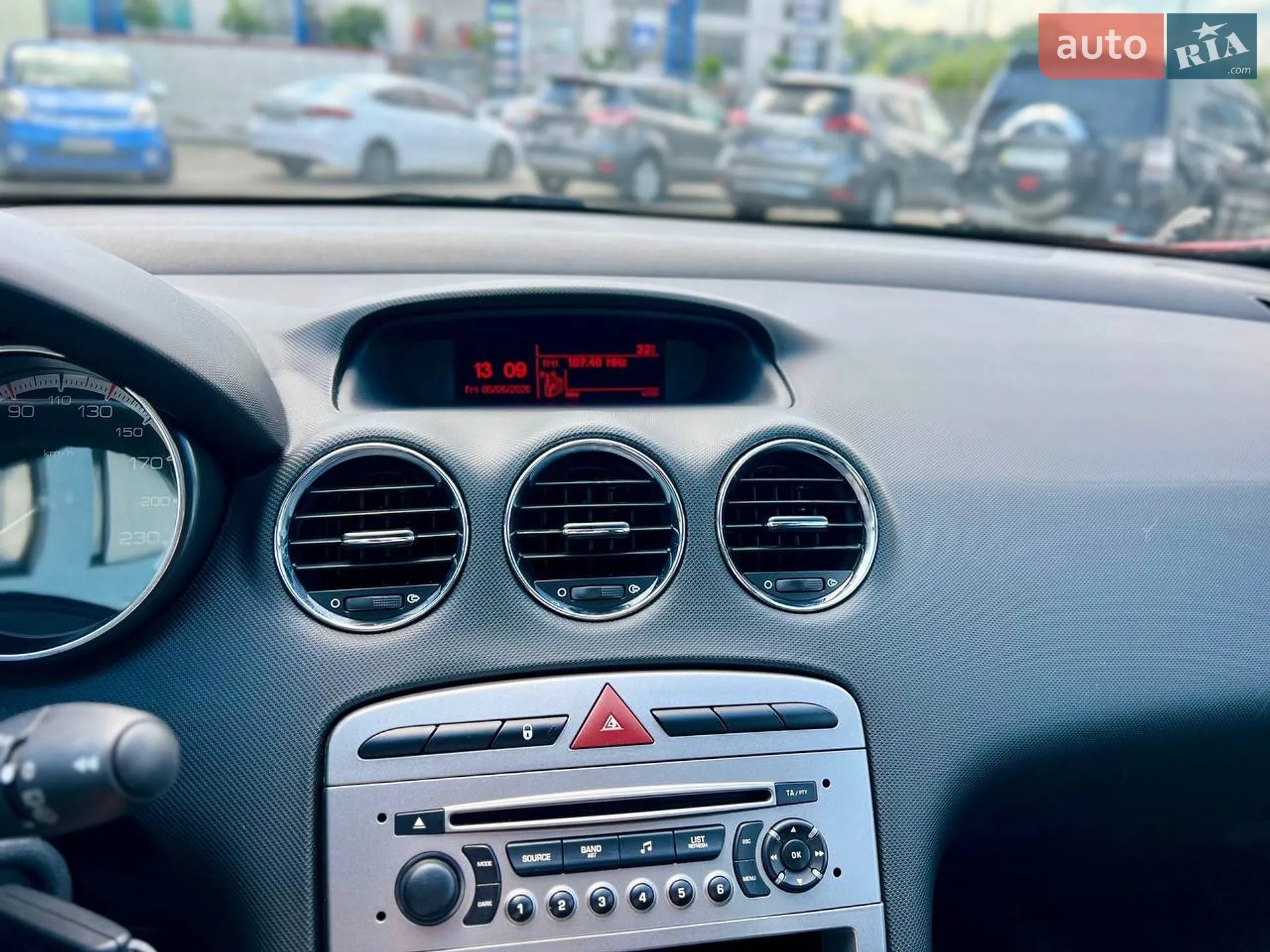2010 Peugeot 308 - мініатюра 21