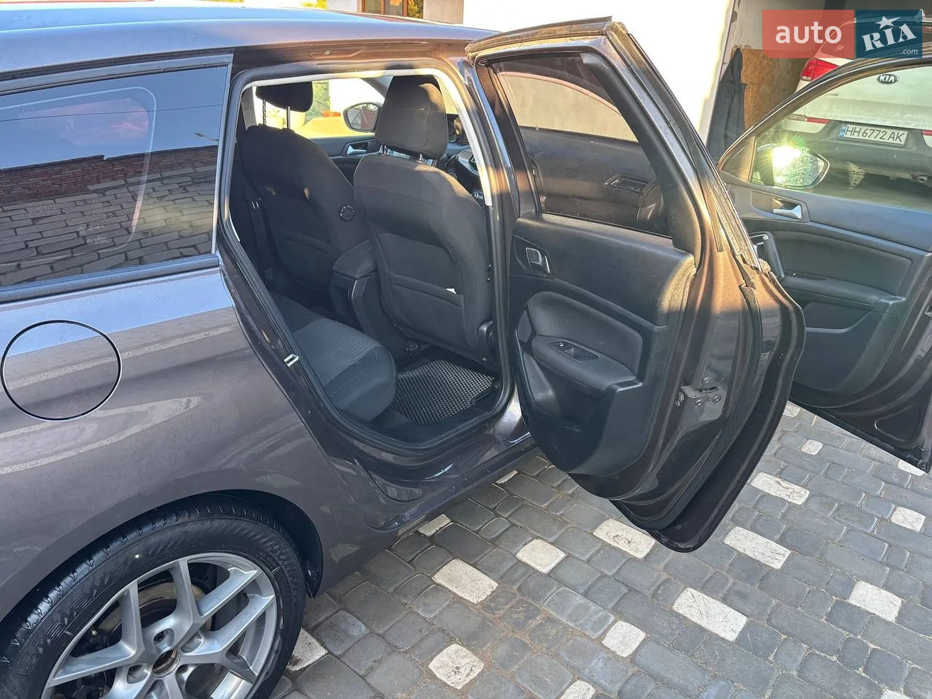 2014 Peugeot 308 - мініатюра 14
