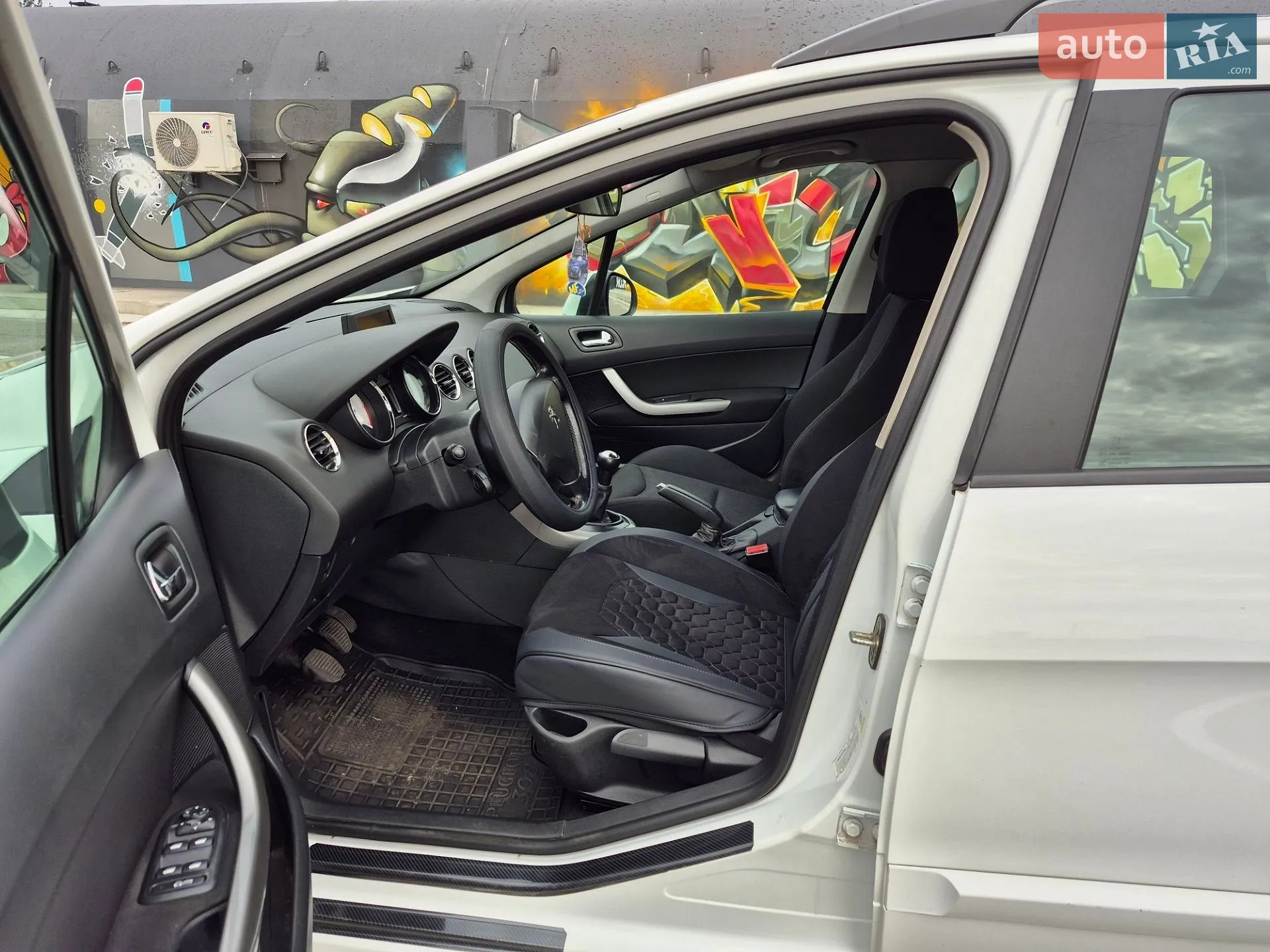 2013 Peugeot 308 - мініатюра 8