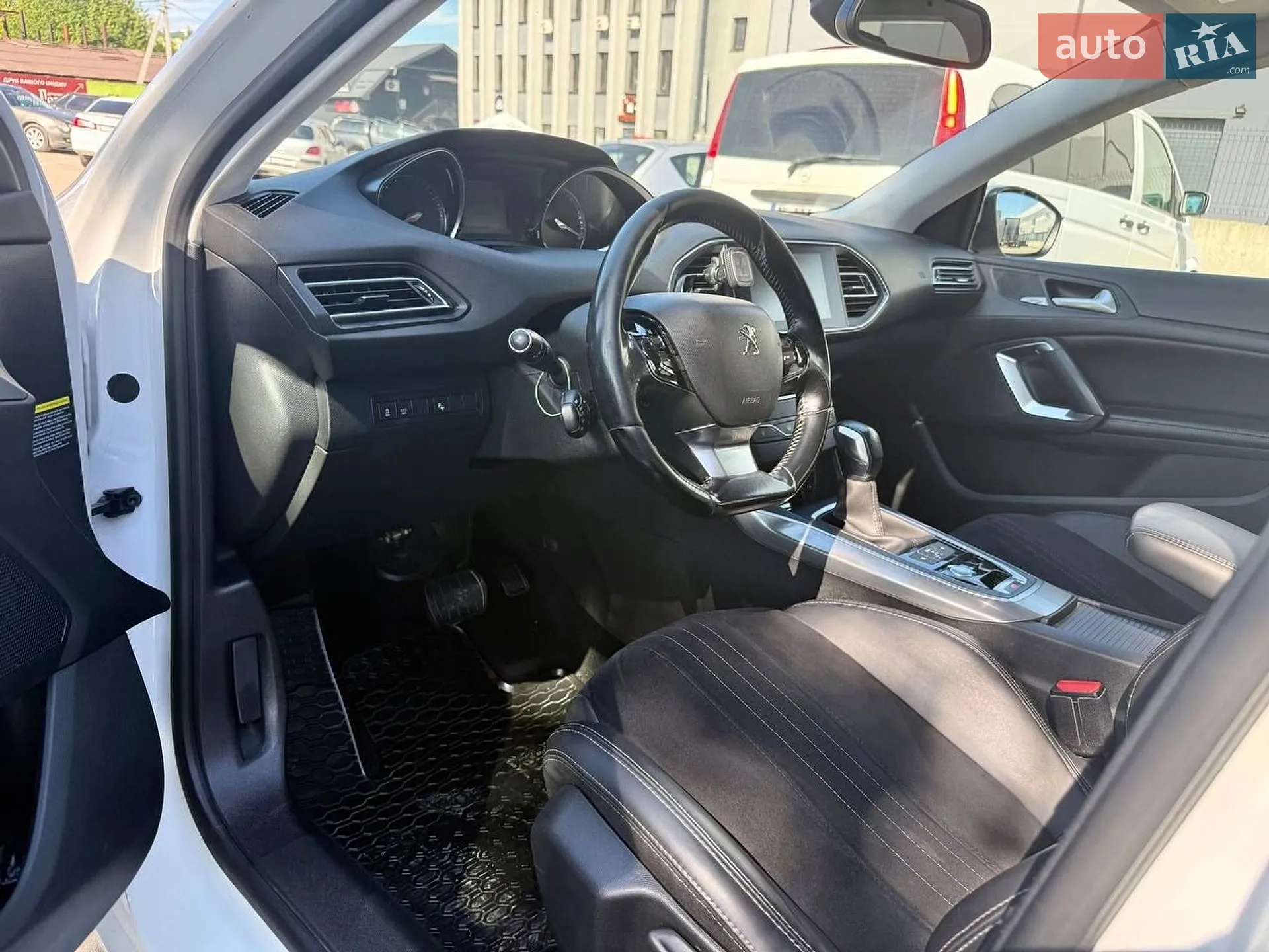2016 Peugeot 308 - мініатюра 10