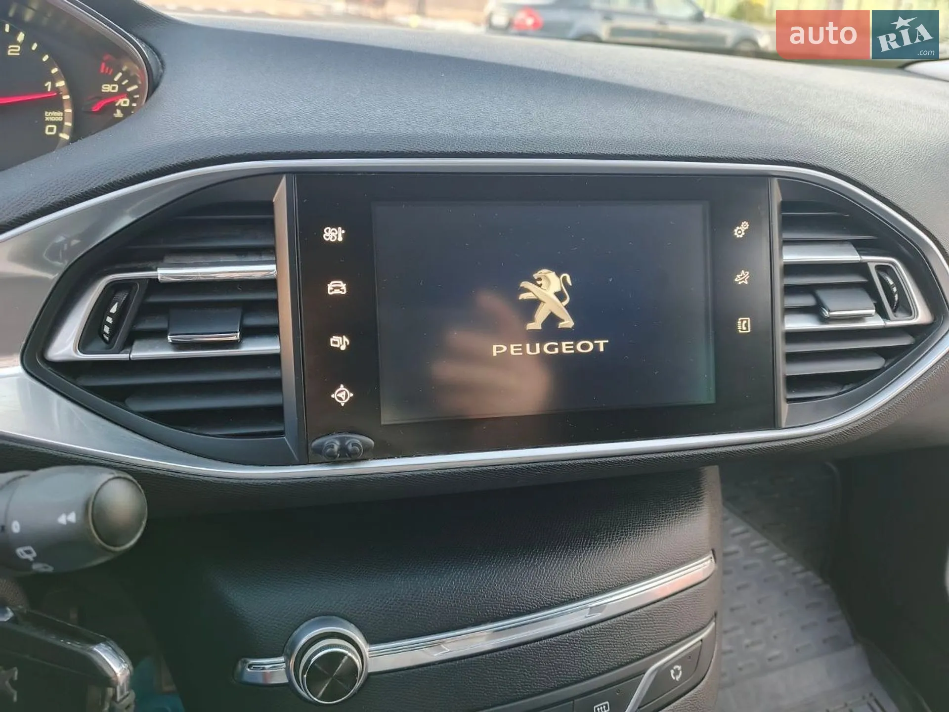 2016 Peugeot 308 - мініатюра 12