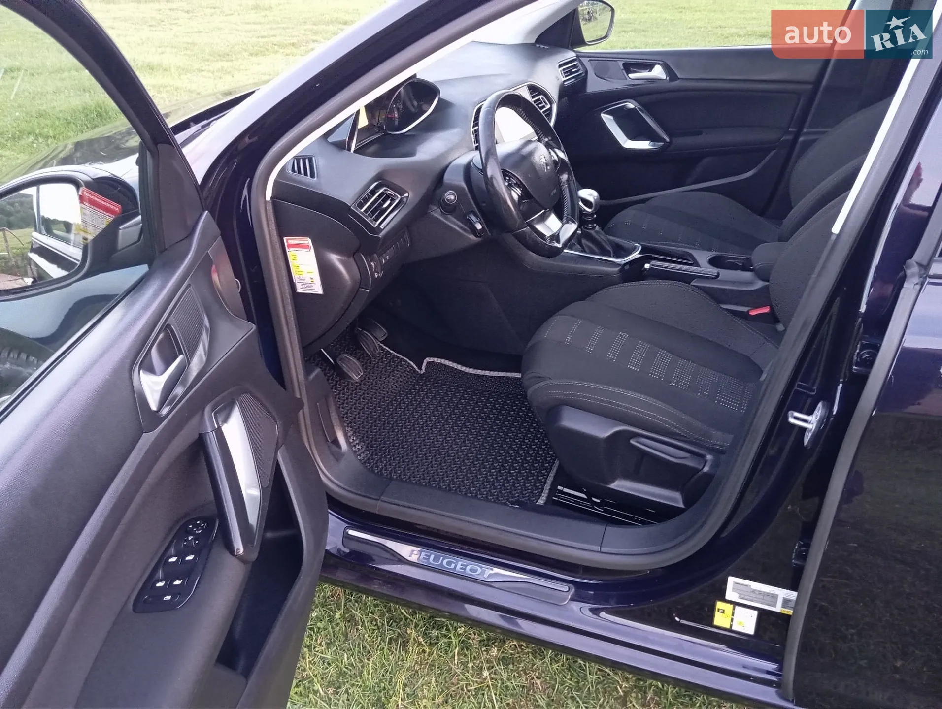 2015 Peugeot 308 - мініатюра 10