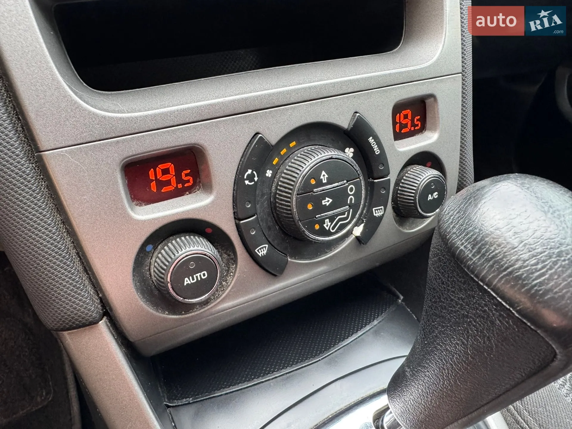 2012 Peugeot 308 - мініатюра 39