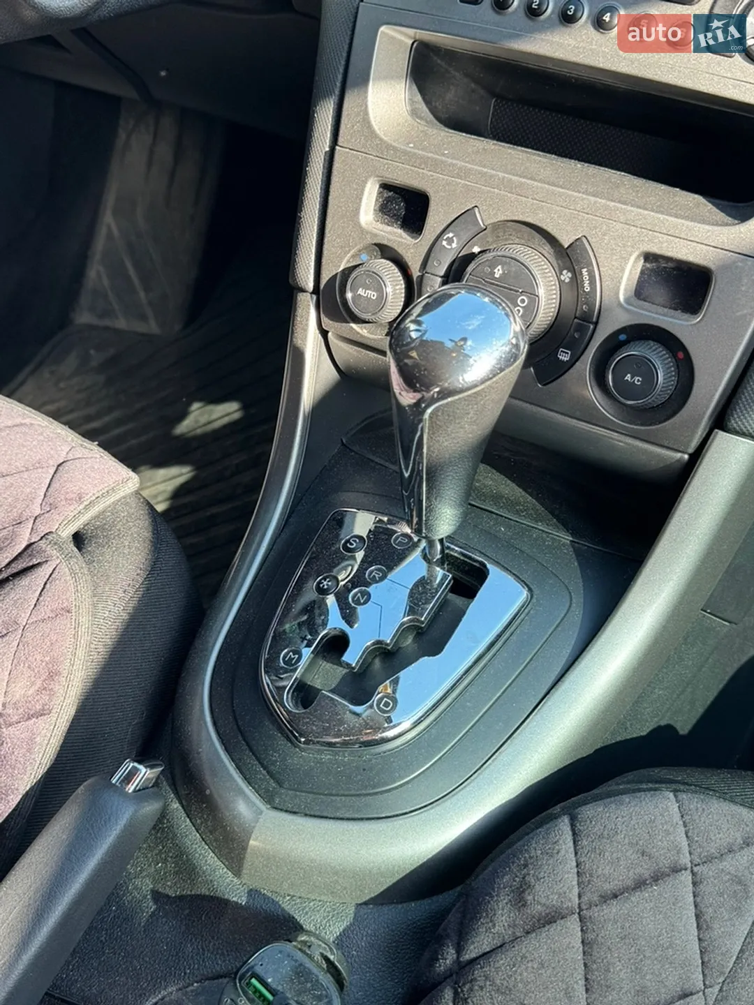 2011 Peugeot 308 - мініатюра 11