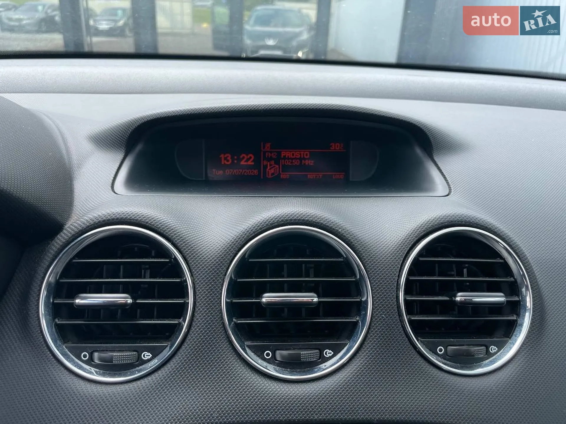 2012 Peugeot 308 - мініатюра 23