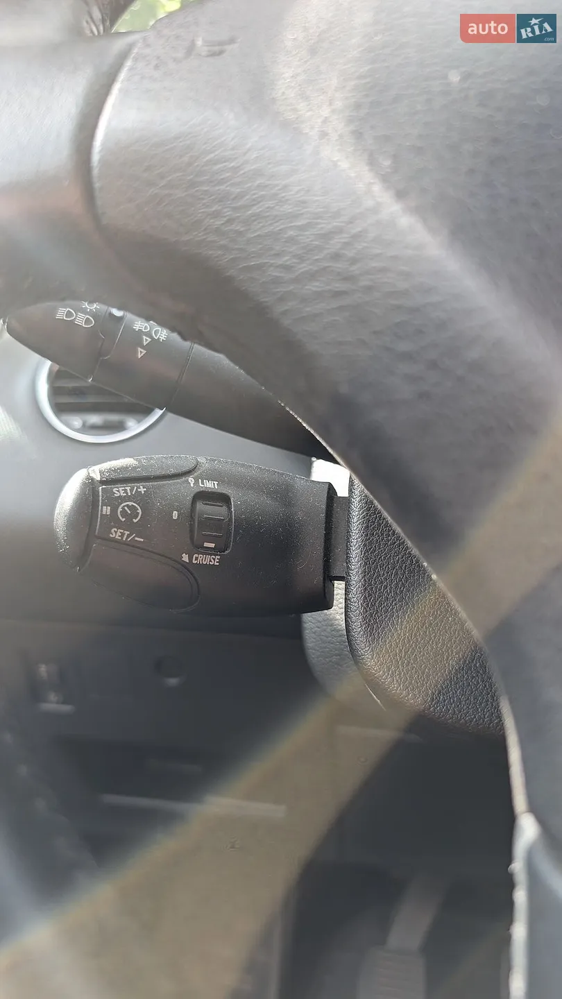 2010 Peugeot 308 - мініатюра 8