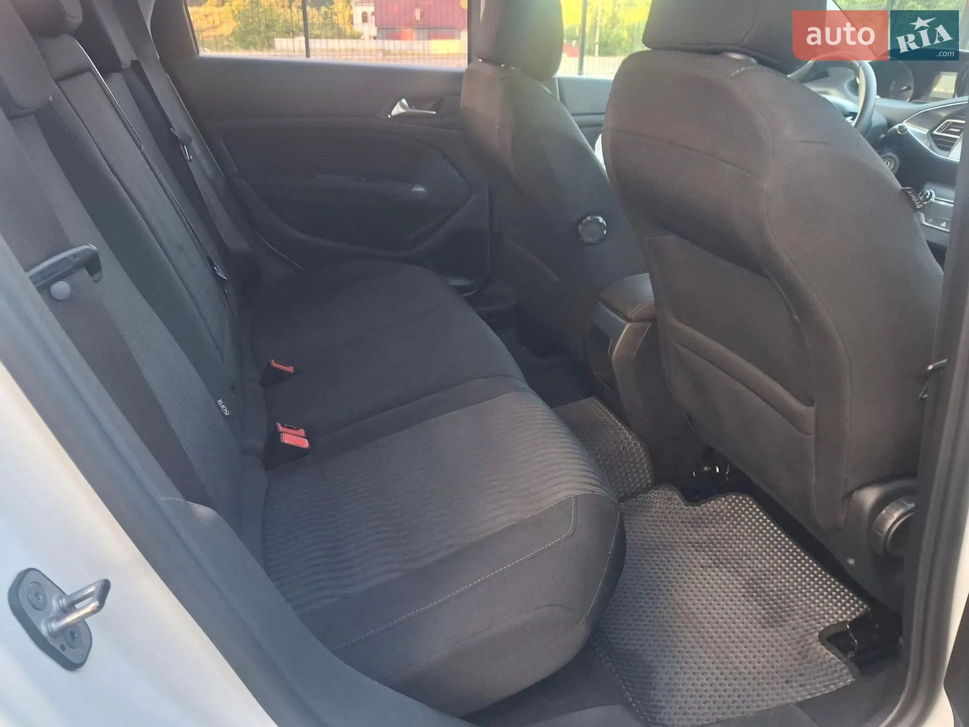 2015 Peugeot 308 - мініатюра 25