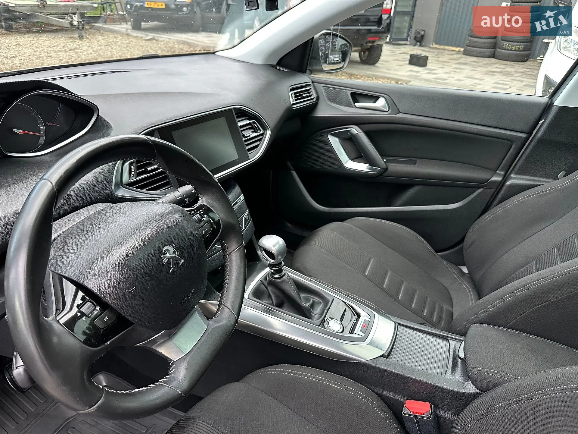 2015 Peugeot 308 - мініатюра 28