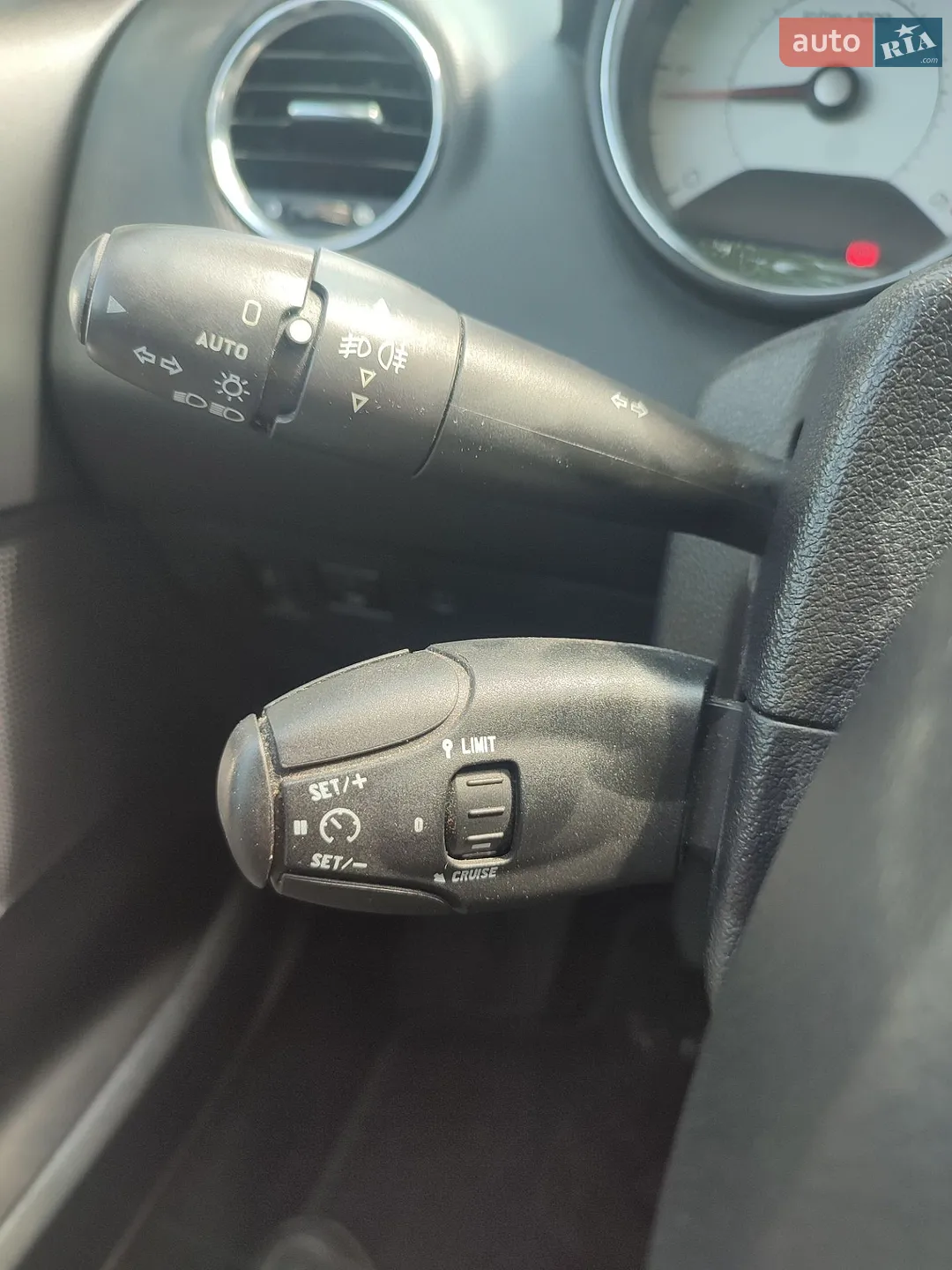 2012 Peugeot 308 - мініатюра 5