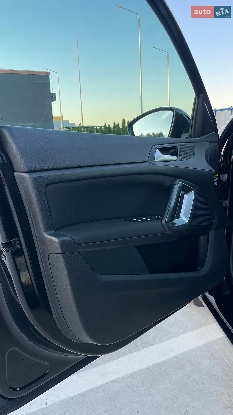 2015 Peugeot 308 - мініатюра 25