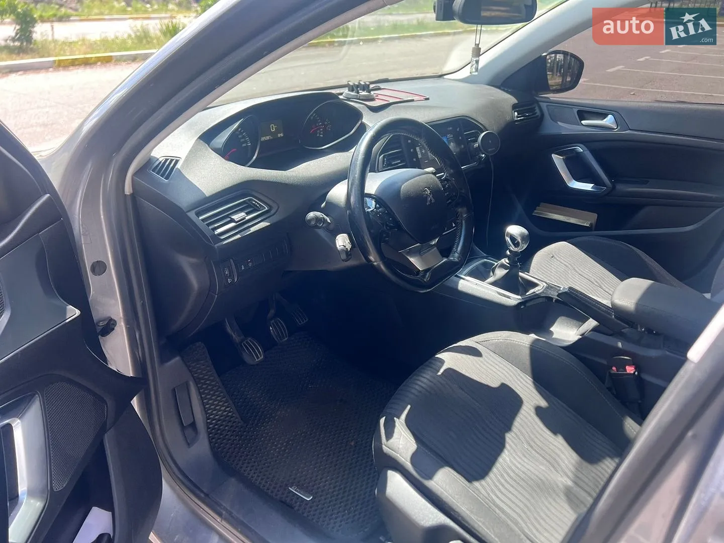 2015 Peugeot 308 - мініатюра 9