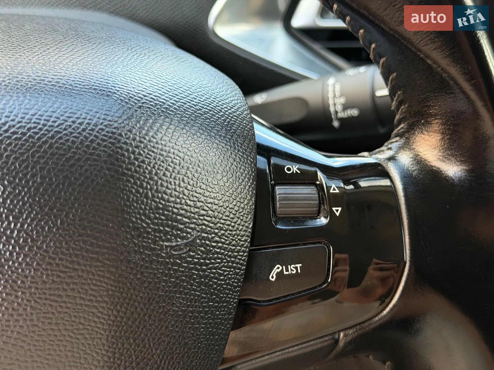 2015 Peugeot 308 - мініатюра 26