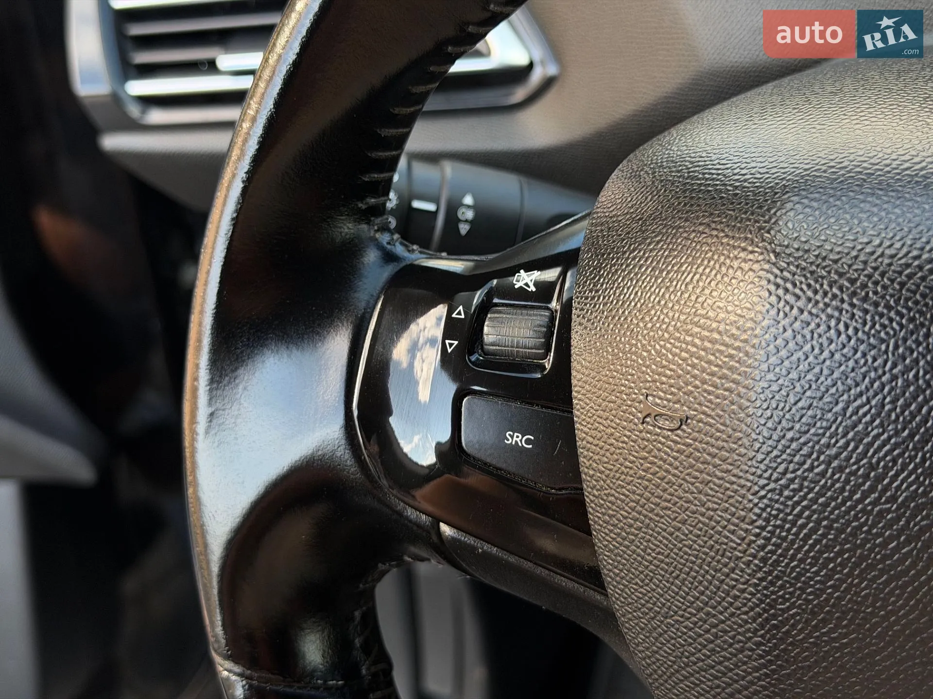 2015 Peugeot 308 - мініатюра 27