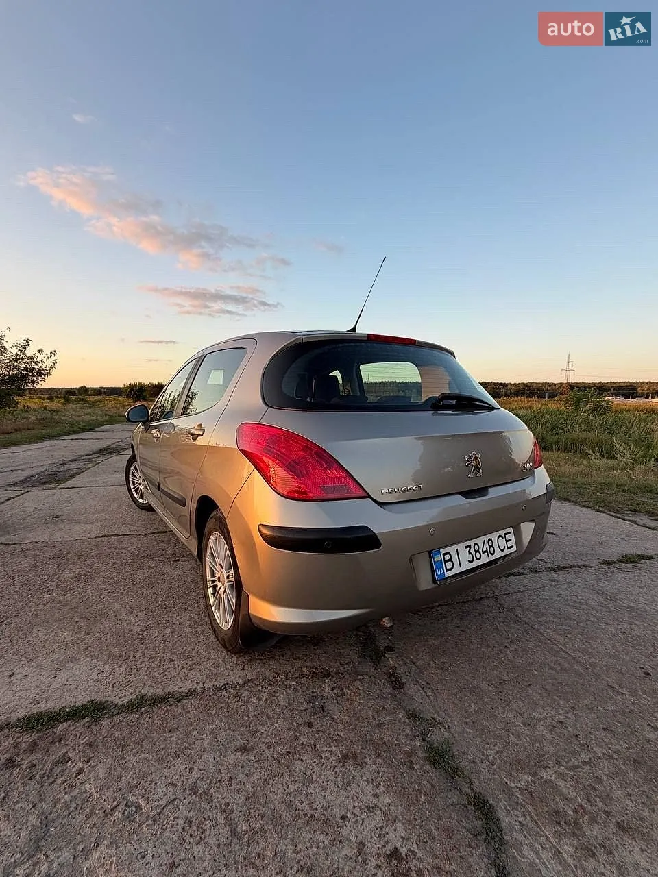 2010 Peugeot 308 - мініатюра 3