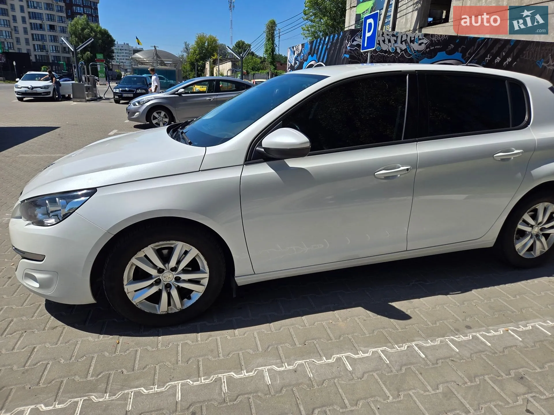 2015 Peugeot 308 - мініатюра 12