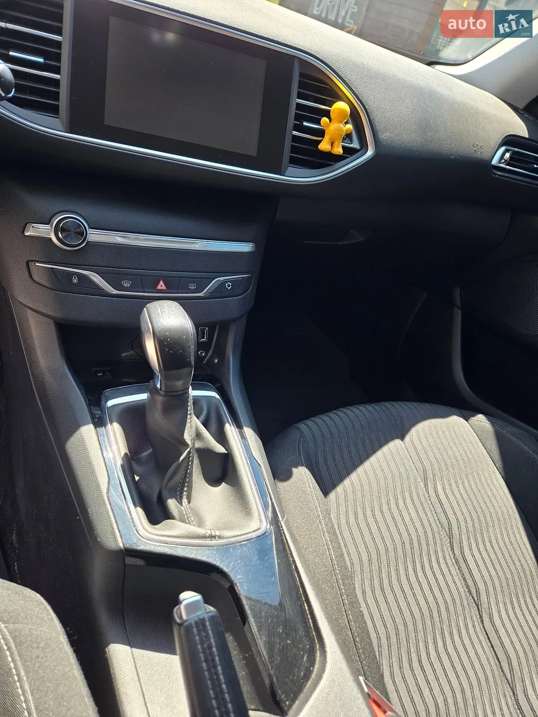 2015 Peugeot 308 - мініатюра 16