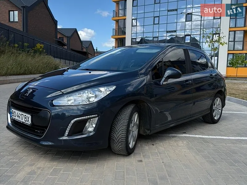 Peugeot 308 2011