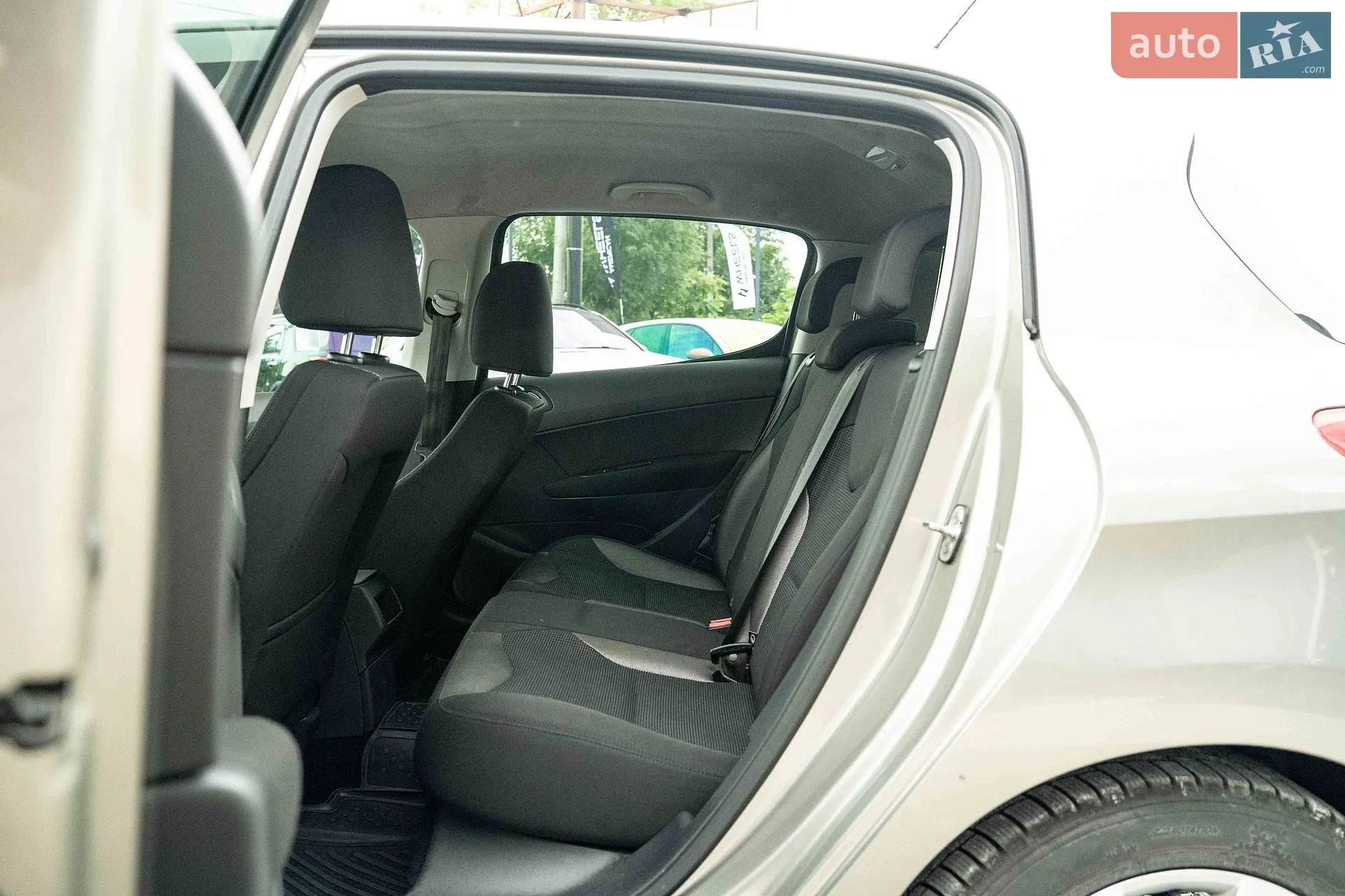 2010 Peugeot 308 - мініатюра 27