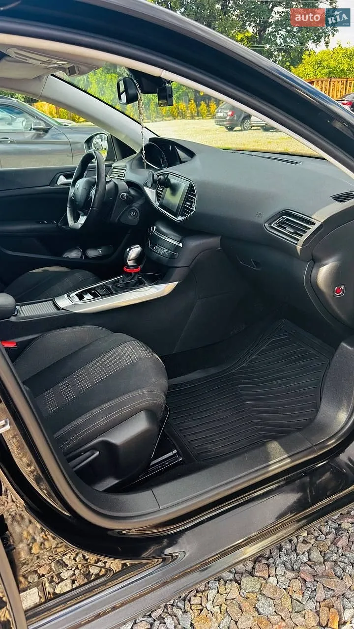 2016 Peugeot 308 - мініатюра 15