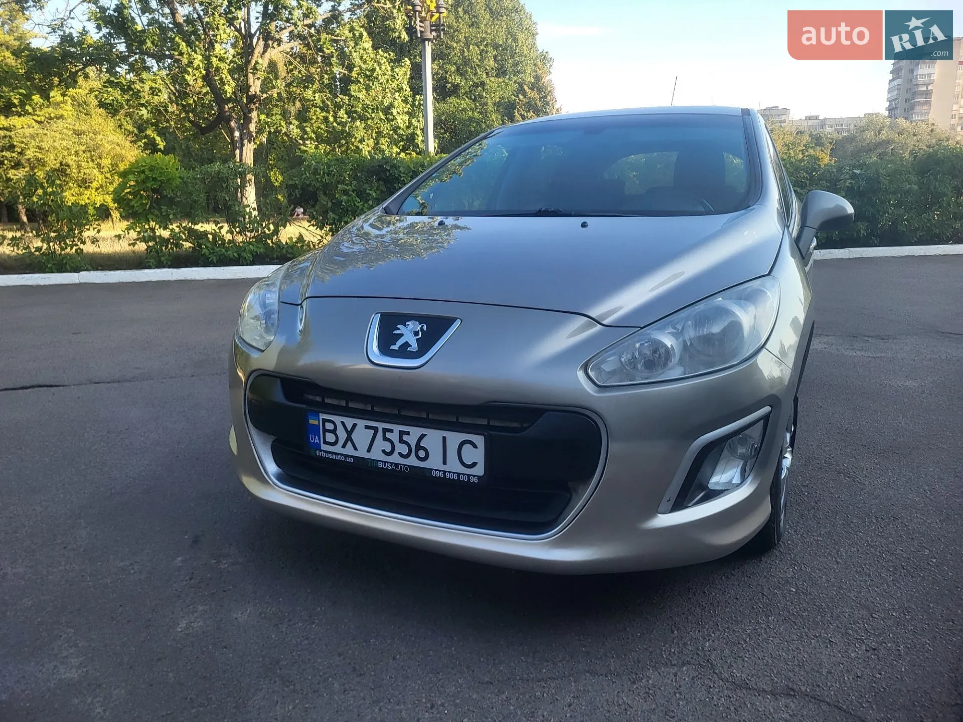 2011 Peugeot 308 - фото 1