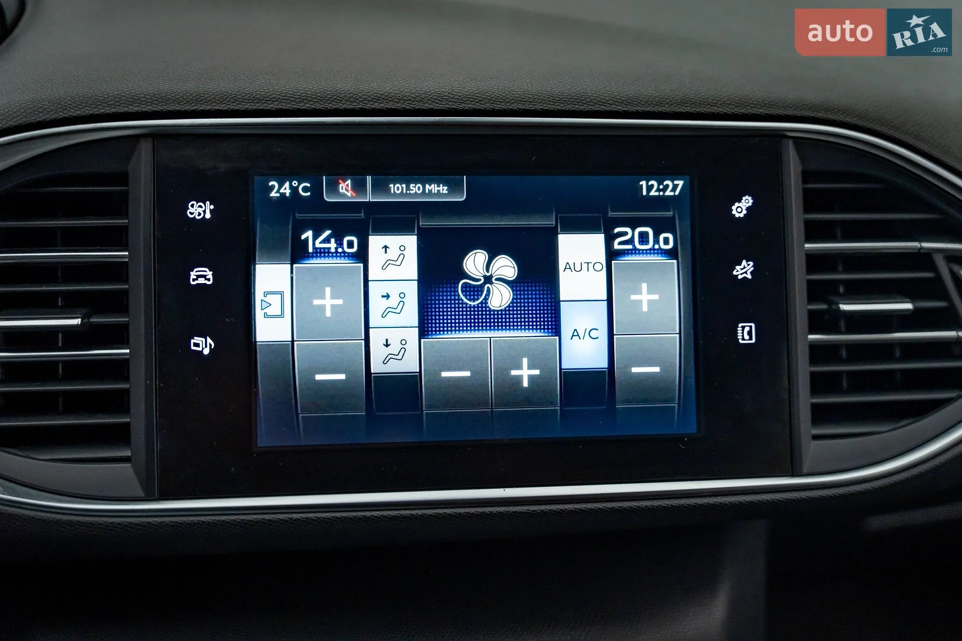 2014 Peugeot 308 - мініатюра 18