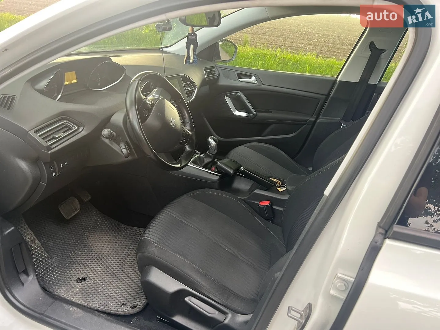 2015 Peugeot 308 - мініатюра 15