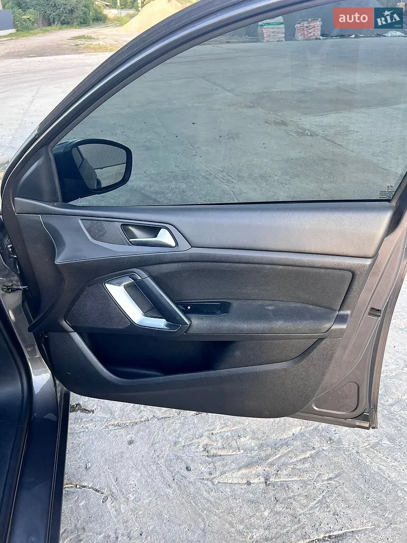 2016 Peugeot 308 - мініатюра 15