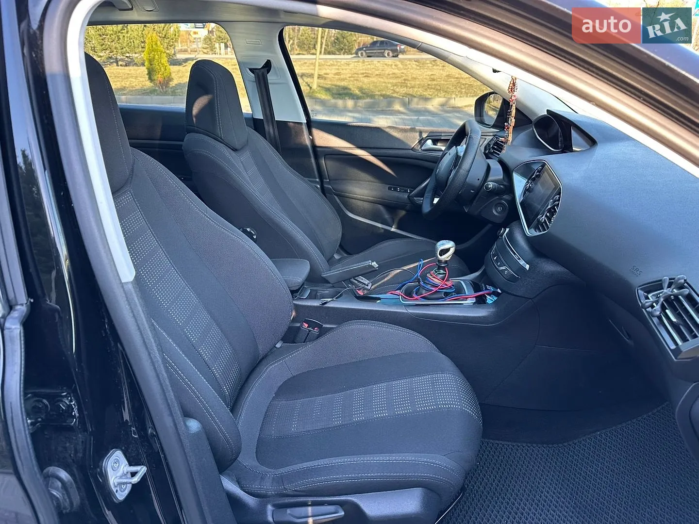 2015 Peugeot 308 - мініатюра 9