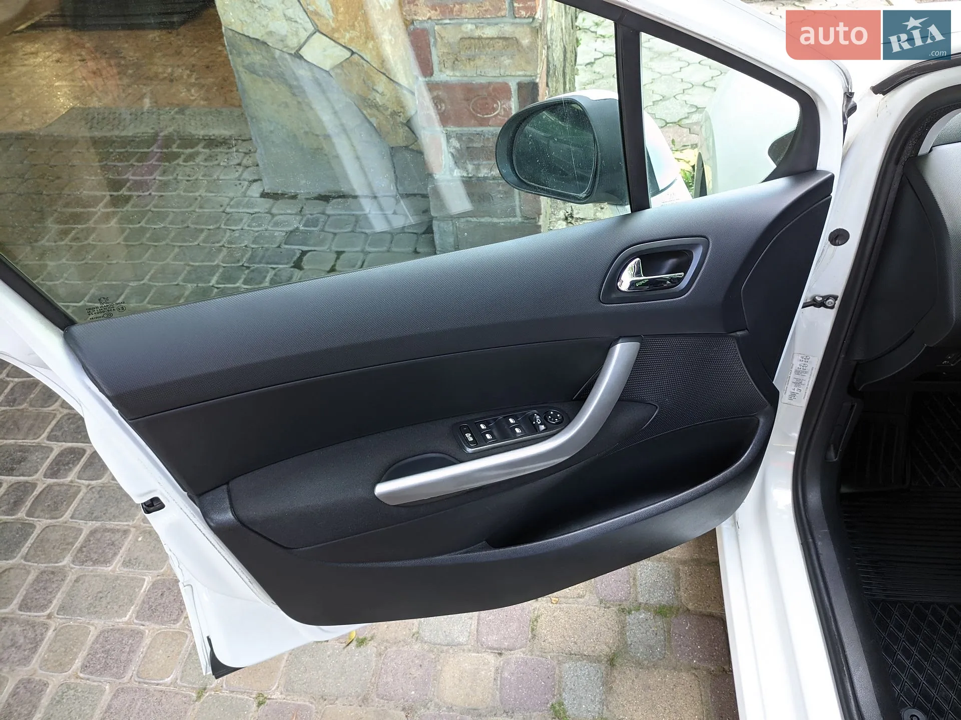 2011 Peugeot 308 - мініатюра 16