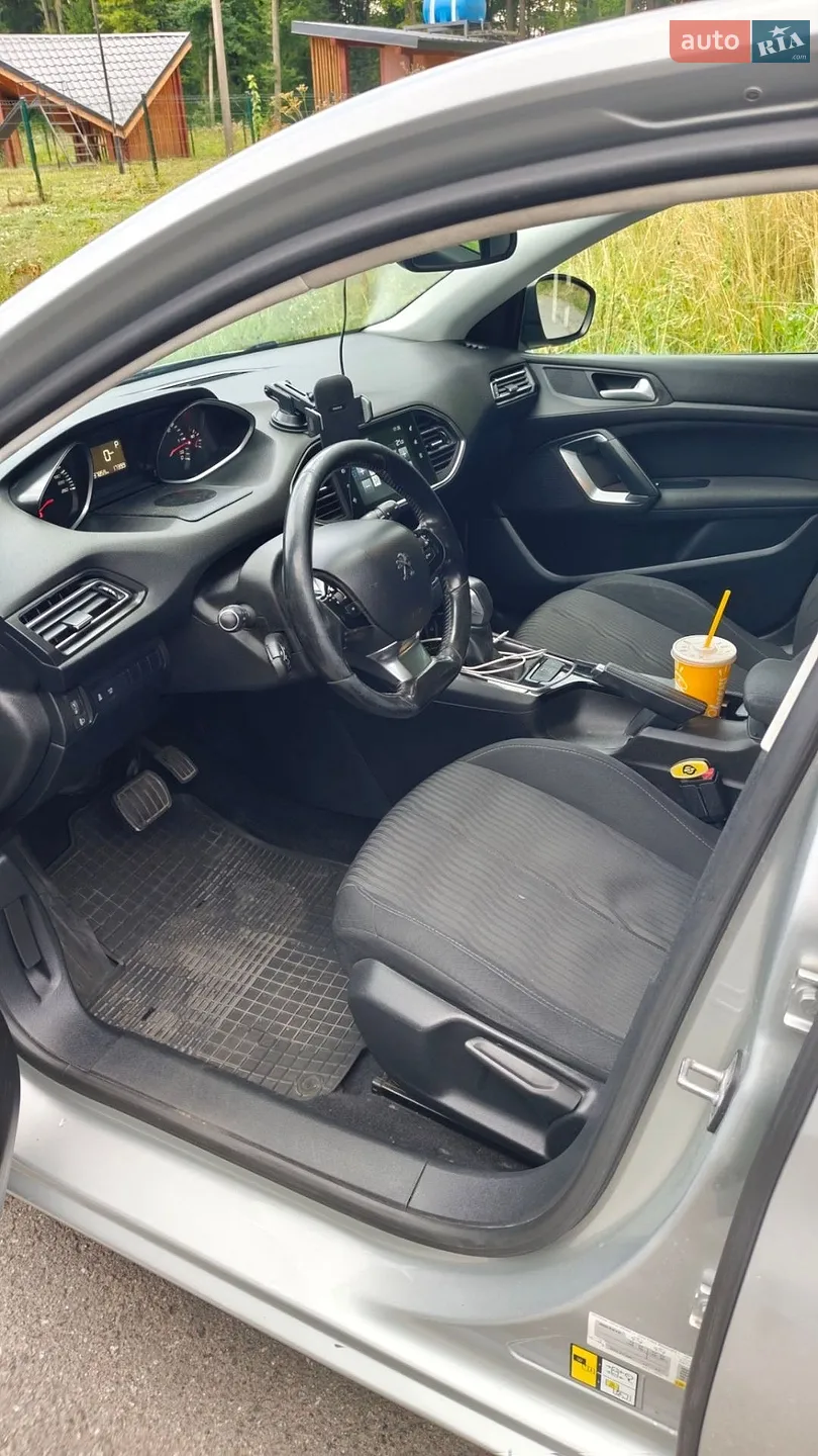 2015 Peugeot 308 - мініатюра 11