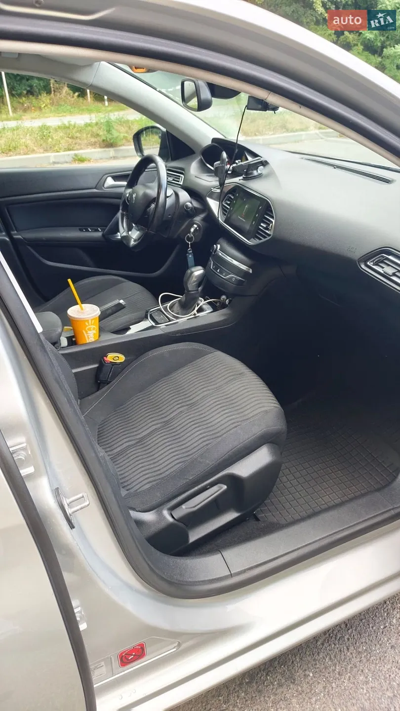 2015 Peugeot 308 - мініатюра 8