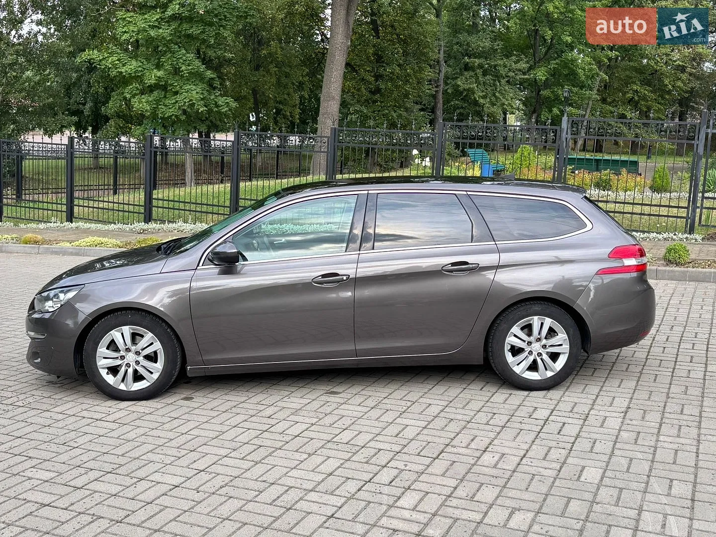 2014 Peugeot 308 - мініатюра 7